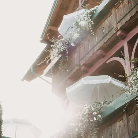 Rosenhof فندق 4*