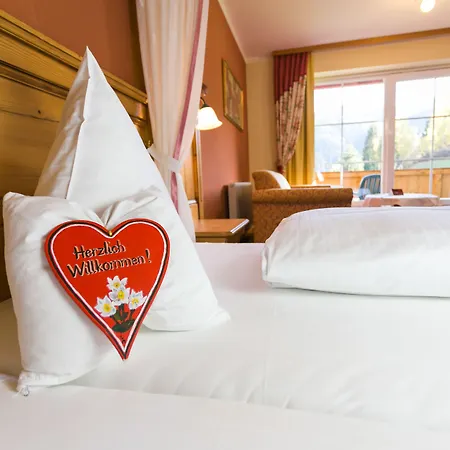 Rosenhof فندق 4*