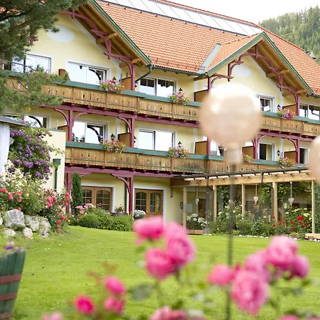 Hotel Roho Rosenhof 4*